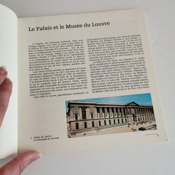 Le Louvre Museum Guide Book FRENCH Vintage 1986 Paris France Art Gallery - Picture 7 of 11